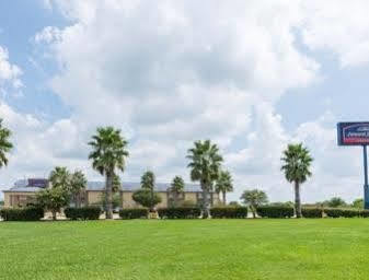 Howard Johnson By Wyndham Iowa La Bagian luar foto